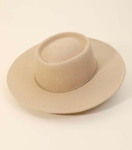 Don't Worry Bout Tomorrow Hat in Beige