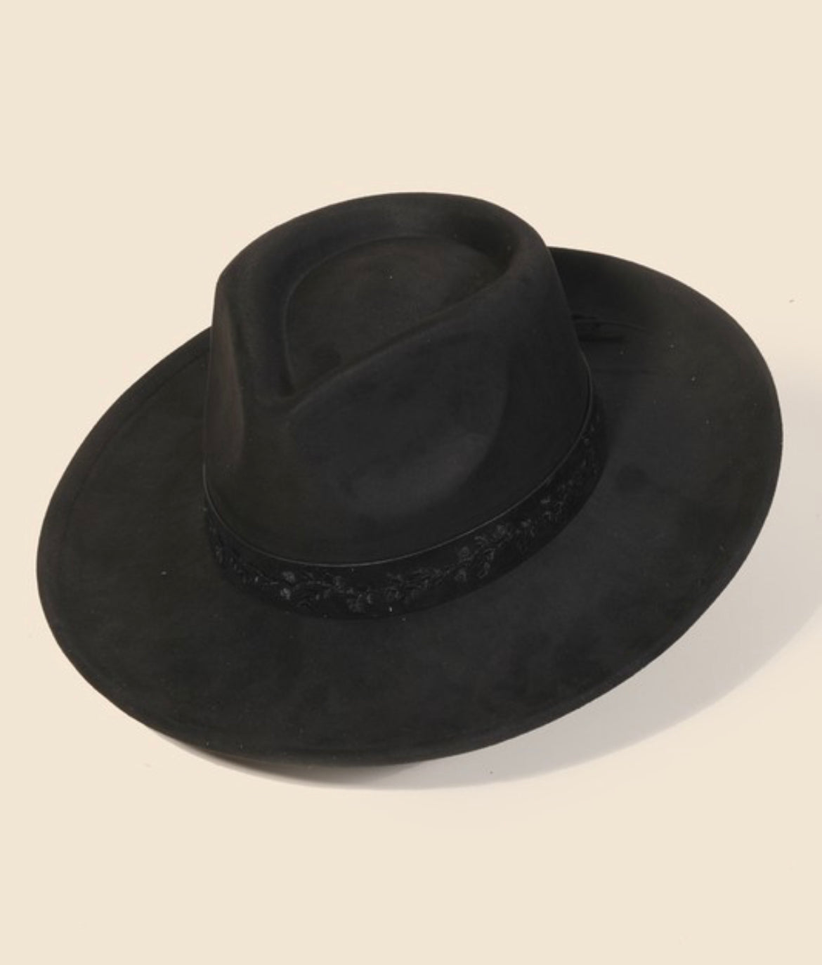 Love It or Leave It Hat in Black